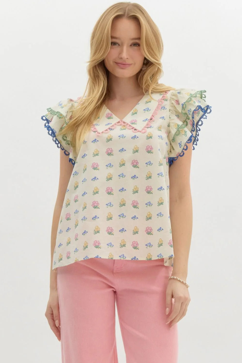 Entro Cream Floral Print Chelsea Collar Blouse